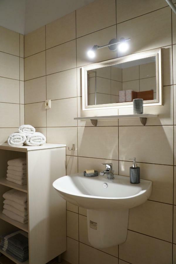 Ingreen Apartment Potamia  ภายนอก รูปภาพ