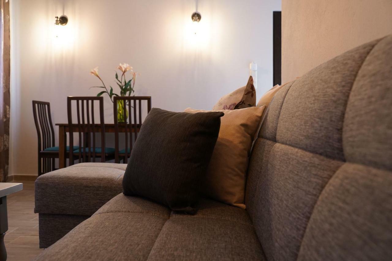 Ingreen Apartment Potamia  ภายนอก รูปภาพ